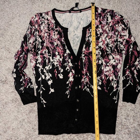 WHBM 3/4 Sleeve Cardigan - Picture 5 of 8